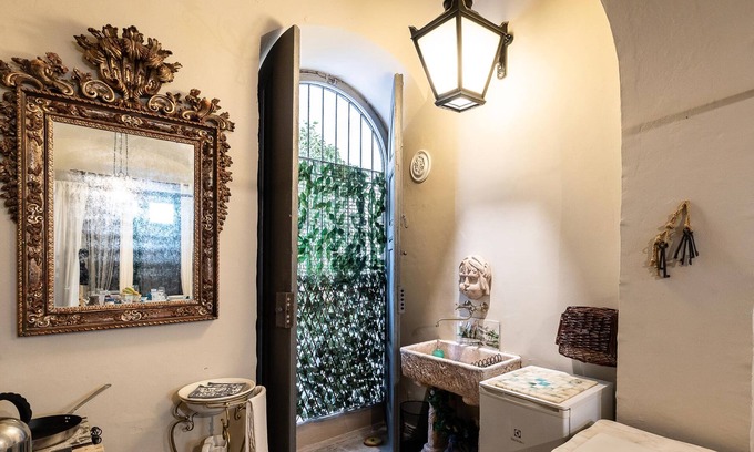 Municipio 2 Apartment | 3838 Il Feudo by Barbarhouse