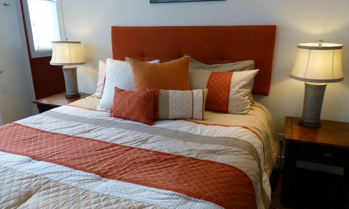 Jackson Apartment | 3BR Condo,Downtown Jackson by the ski slopes,hot tub,5 miles to Grand Teton Park