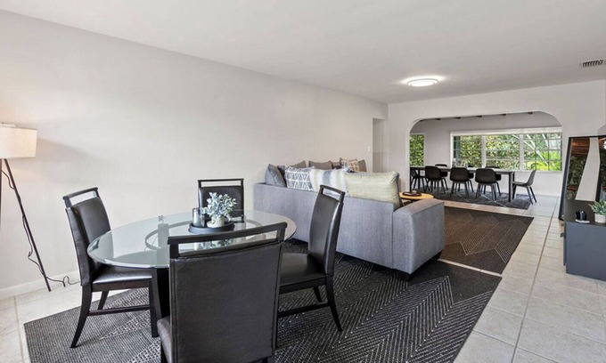 Coral Terrace House | 3br Oasis near Coral Gable
