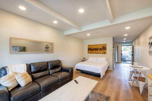 Kihei Apartment | 3mins Walk to Beach! Laundry, Pool, Hot Tub & More