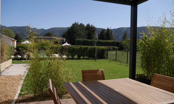 Oppede House | 4* apartment facing the Luberon