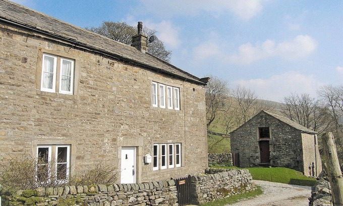 Yockenthwaite Cottage | 4 bedroom accommodation in Halton Gill, near Litton