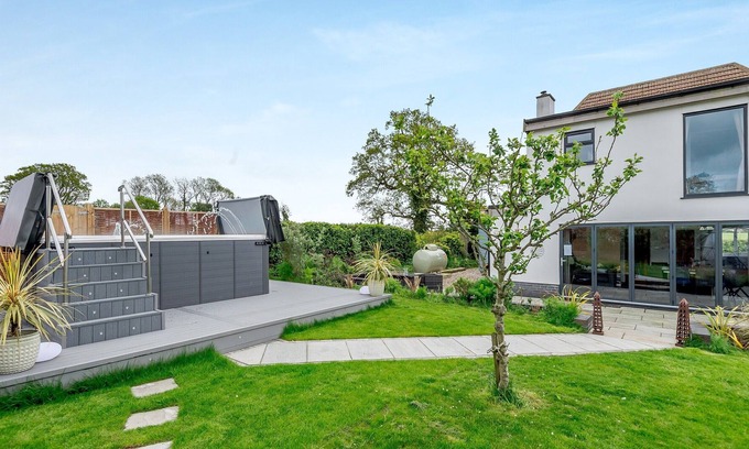 Wrentham Cottage | 4 bedroom accommodation in Wrentham, near Southwold