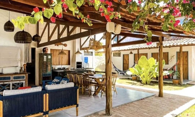 Porto de Pedras Ski Chalet | 4-bedroom chalet in lovely Porto de Pedras with AC