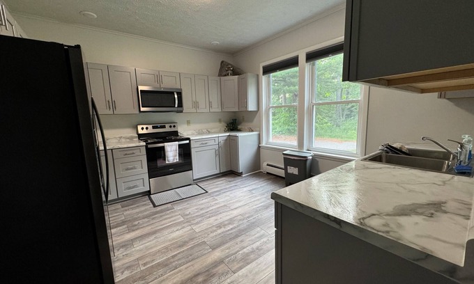Upper Peninsula House | 4 Bedroom Home 5 Miles from MQT
