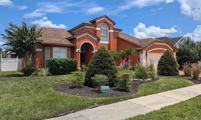 Lindfields House | 4-bedroom house in brilliant Kissimmee with AC