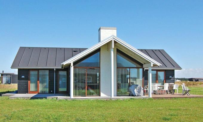 Nr. Lyngby House | 4 bedroom pet friendly home in Løkken
