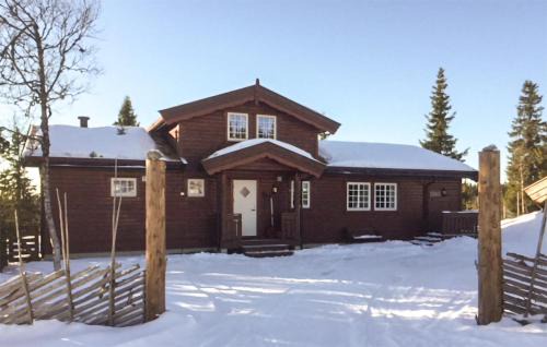 Sjusjoen House | 4 Bedroom Stunning Home In Sjusjøen