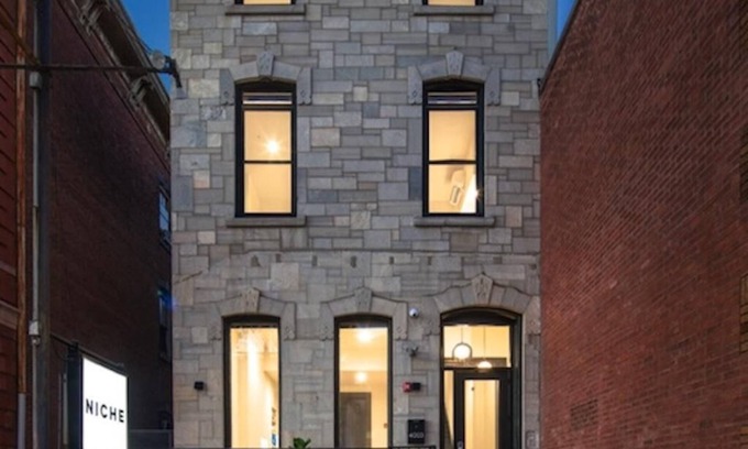 University City Apartment | 4003 Chestnut 1B in Philadelphia