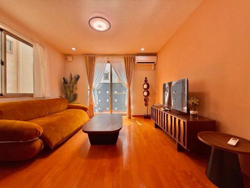 Nagawa Hotel | 4F Ikebukuro Business District hotel, 9 mins to ST Max 4P 池袋商务区 全新装修 交通中心 车站9分钟 最大4人 直达新宿 涉谷 表参道 品川 池袋 上野 代代木 银座 原宿