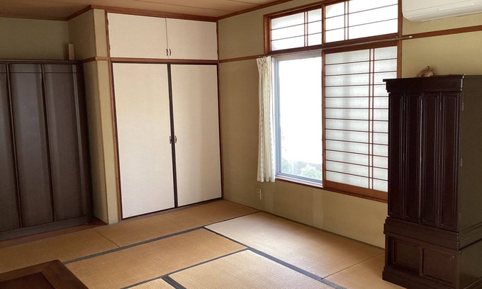 Goi House | 4LDK+ 1toilet+ 1bathroom+ 1parking space+ 1garden 14mints Walking distance from JR station
