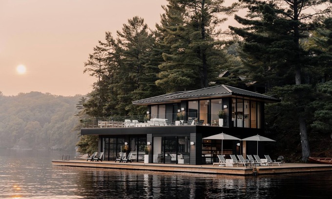 Minett Cottage | 5 bdrm, Lake Rosseau, SW Exposure,! Gorgeous Sunsets! New Boathouse!