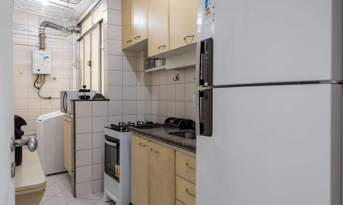 Copacabana Apartment | 5 Minutes From Copacabana Beach Br608