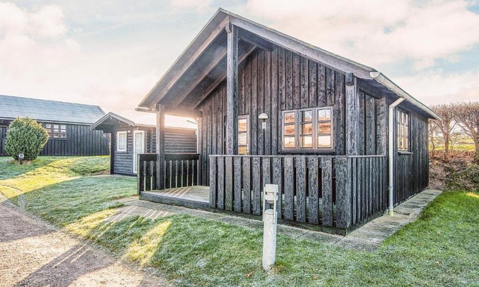 Ronde House | 5 person relaxing holiday park home in Rønde