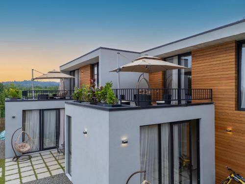 Ureki Apartment | 5 Star Apartment in Villa Magnetica