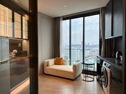 Pattaya Bay Apartment | 502 Edge芭提雅市中心25楼高层海景服务公寓，芭提雅海湾景观，近沙滩，步行街，购物中心
