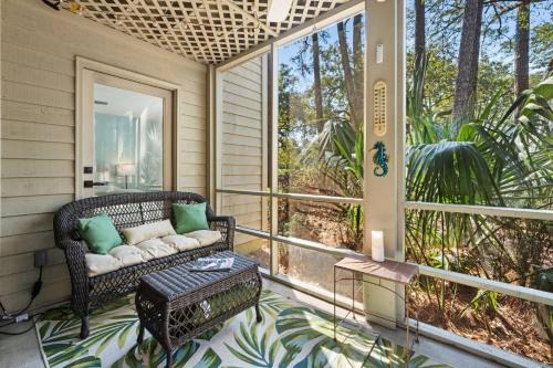 Pawleys Island Apartment | 55-2 Low Country Get-A-Way condo