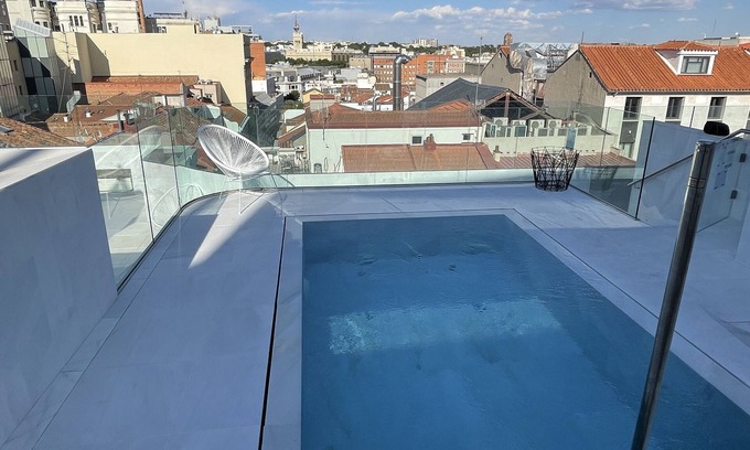 Cortes Apartment | 60 Balconies Iconic