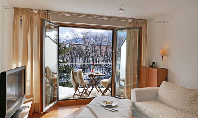Samedan Apartment | 60 m² Apartment ∙ 2 bedrooms ∙ 4 guests