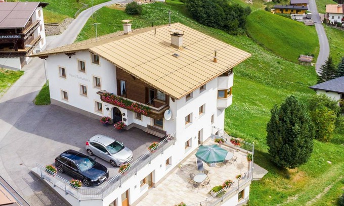 Kappl Apartment | 60 m² Apartment ∙ 2 bedrooms ∙ 5 guests