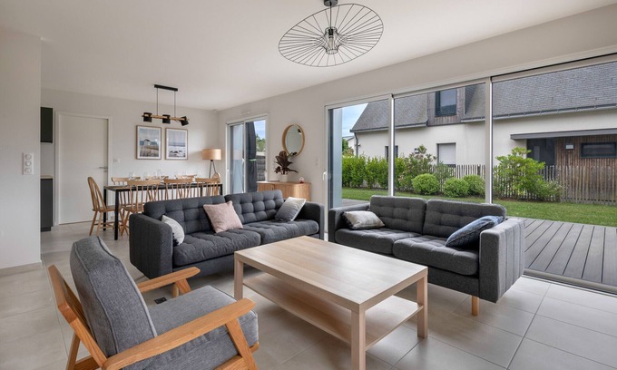 Piriac-sur-Mer Ski Chalet | 700m from the harbour, modern house for 7