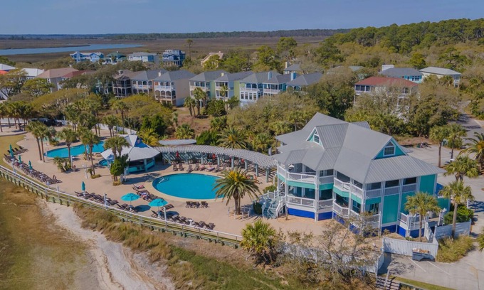 Saint Helena Island House | 711 Yellow Perch Rd