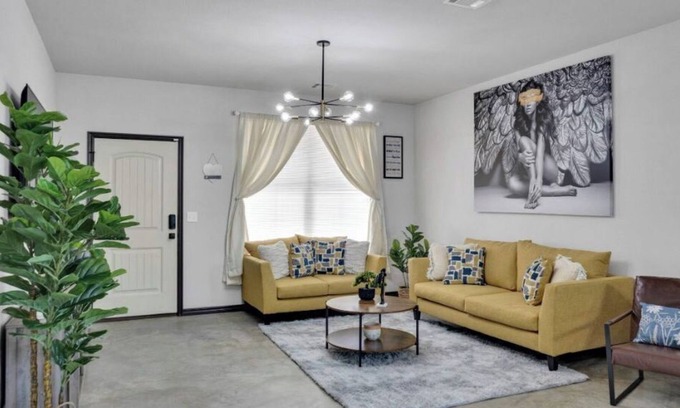 Turner Park House | 7min DOWNTOWN , acquarium , Zoo , 4 min Expo center , 1min to Tulsa university