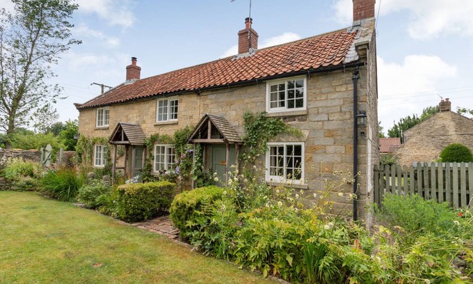 Cropton Cottage | 90 m² Cottage ∙ 1 bedroom ∙ 2 guests