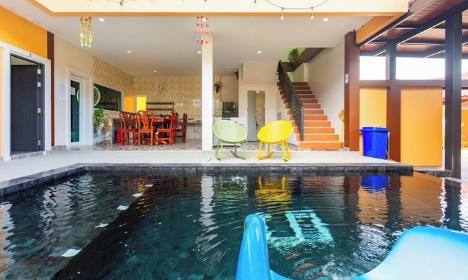 South Pattaya Villa | 99 Pool Villa