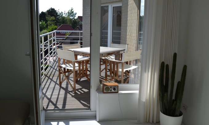 Koksijde-Bad Apartment | A Beautiful Holiday Apartment in Koksijde - Light, Design, Dunes, Peacefulness