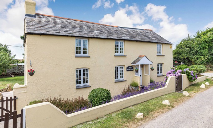 Saint Columb Major Cabin | A charming, detached farmhouse with plenty of character.