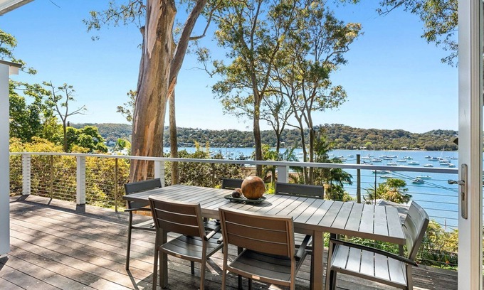 Avalon Beach House | A peaceful sanctuary offering views over Pittwater