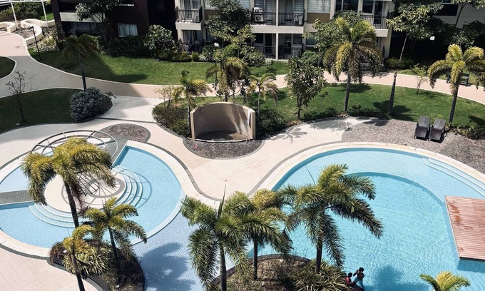 Mandurriao Condo | A Relaxing Poolside Stay