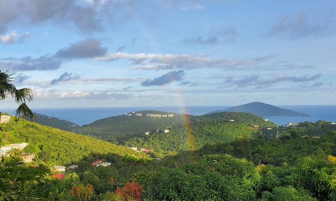 Rosendal Apartment | A room with a view! Cozy 1-bedroom apartment with AC and WiFi