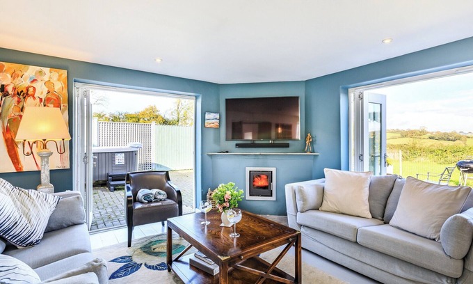 Bishopswood Cottage | A stunning cottage perfect for couples or families.