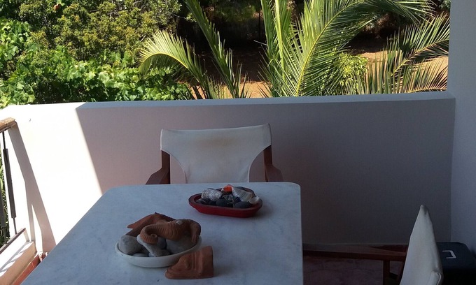 Saronida Villa | A Traditional Villa IN Saronida Near THE SEA