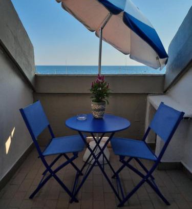 Marina di Massa Apartment | A un passo dal mare - Vista mare