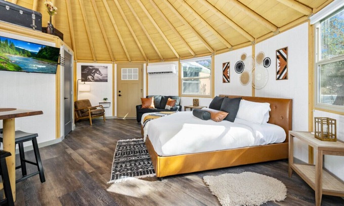 Canyon Lake RV Rental | A Unique Texas Hill Country Glamping Experience