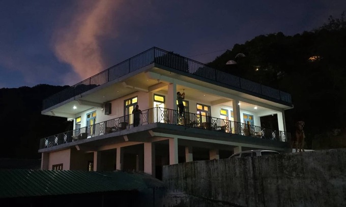 Dharamshala Bed & Breakfast | Aangan Royal Stay