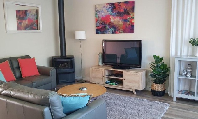 Lakes Entrance House | Abalone Guest Accommodation