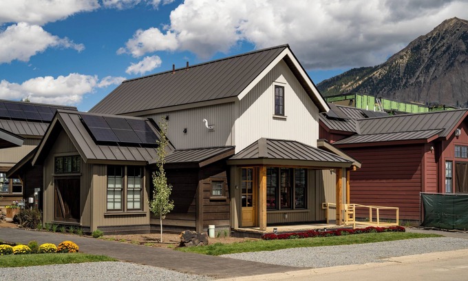 Crested Butte Cottage | Academy Place | Paintbrush