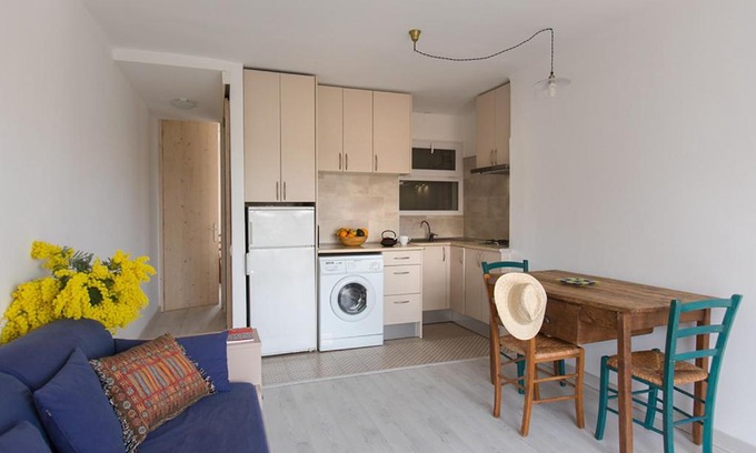 Llanca Apartment | Acogedor apartamento en el centro de Llançà