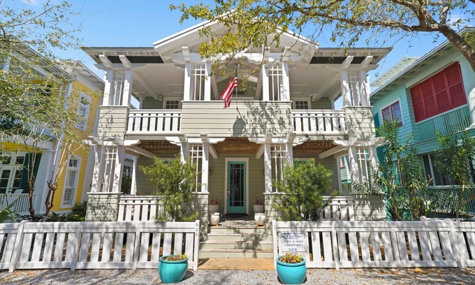 Seaside House | Across from Pool, Amazing Porches & Tower in Seaside proper, + 2 Adult Bikes!
