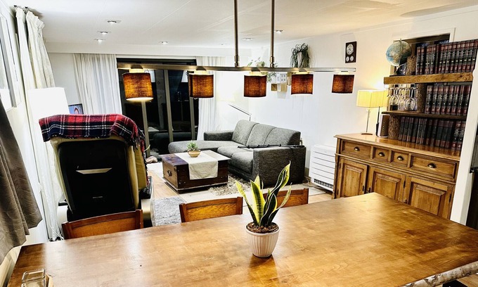 Voorthuizen Cottage | aday - Cozy Cottage room for family