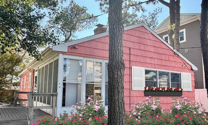 Rehoboth by the Sea House | Adorable Coral Cottage, 1 block to the beach, Great Location in Dewey Beach!