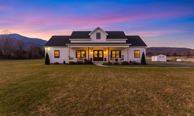 Afton House | Afton Awaits: Mountain Views, Outdoor Living Space