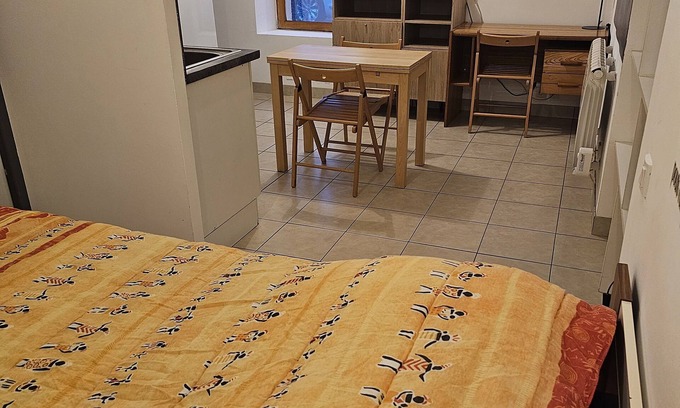 Merdrignac Apartment | Agréable Studio Tout Confort au Rez-de-chaussée