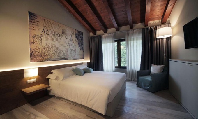 Mazzurega Resort | AGRITURISMO ACINATICO WINE RELAIS
