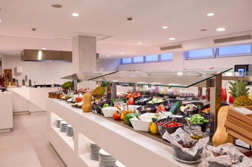 El Arenal Hotel | AHOI! Urban Beach