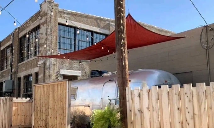 Tulsa House | Airstream Land Yacht : 5 min to Downtown